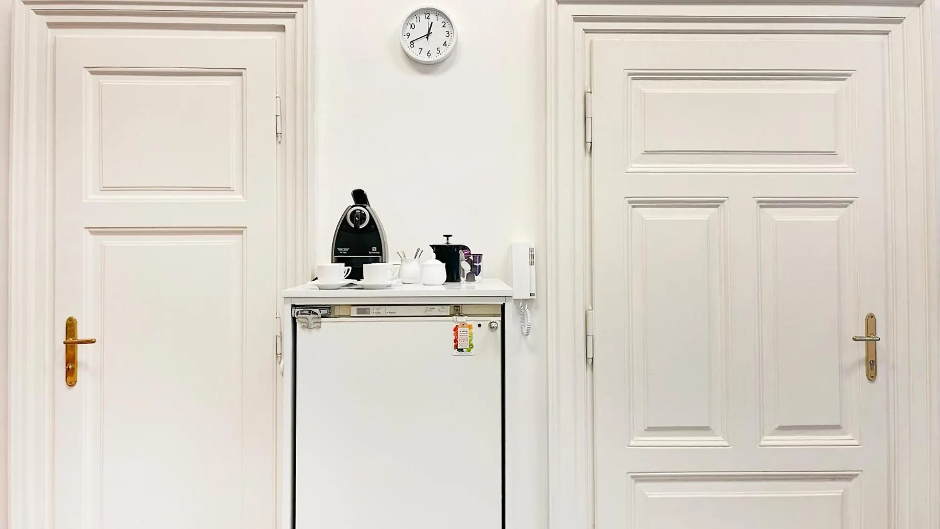 Quiet Apartment In Central Krakow, Main Station