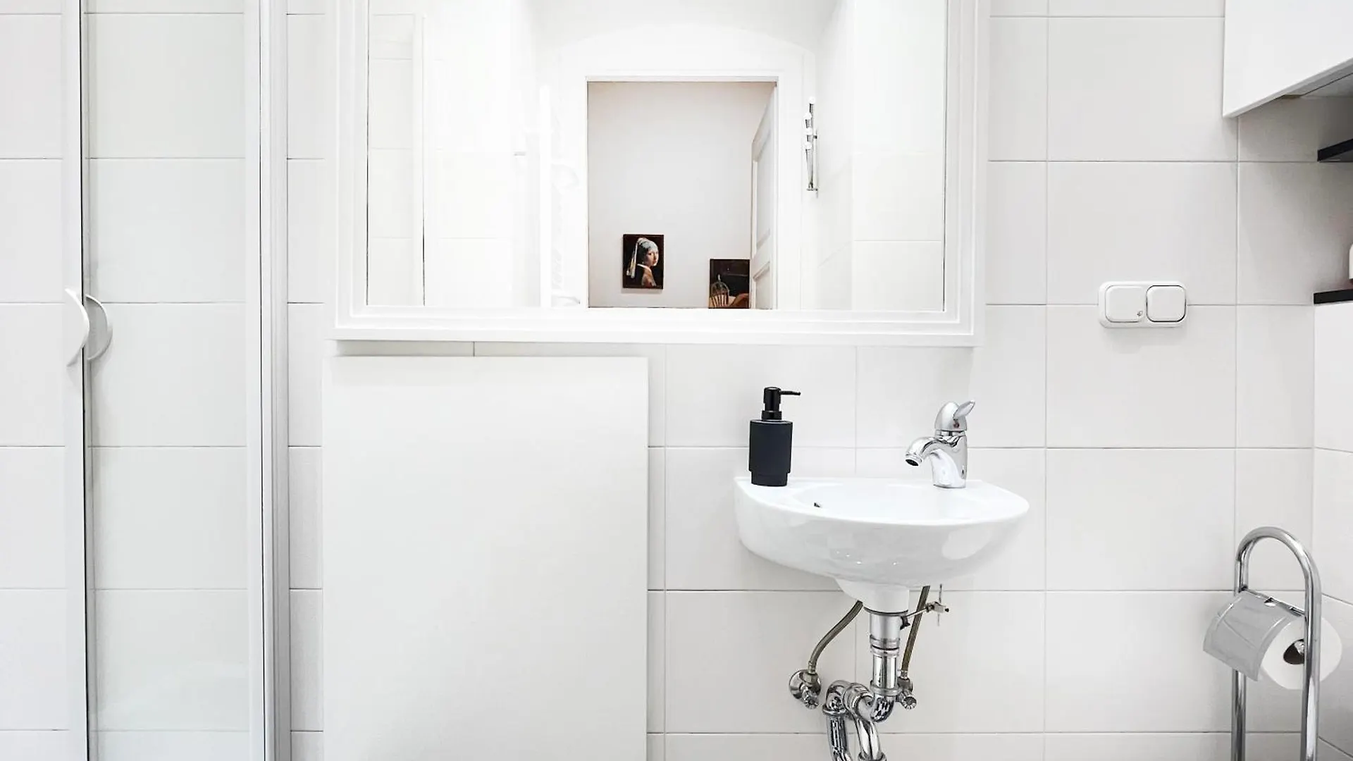 Quiet Apartment In Central Krakow, Main Station